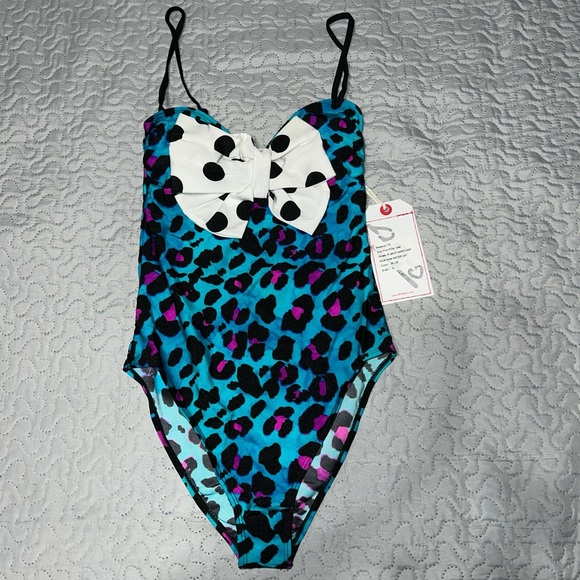 iron fist one piece swimsuit bathing suit swimwear beach summer leopard cheetah - Picture 3 of 4
